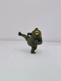 Фигурка на жаба в поза карате и джудо