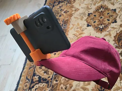 Cap phone mount for POV capture (tripod screw)