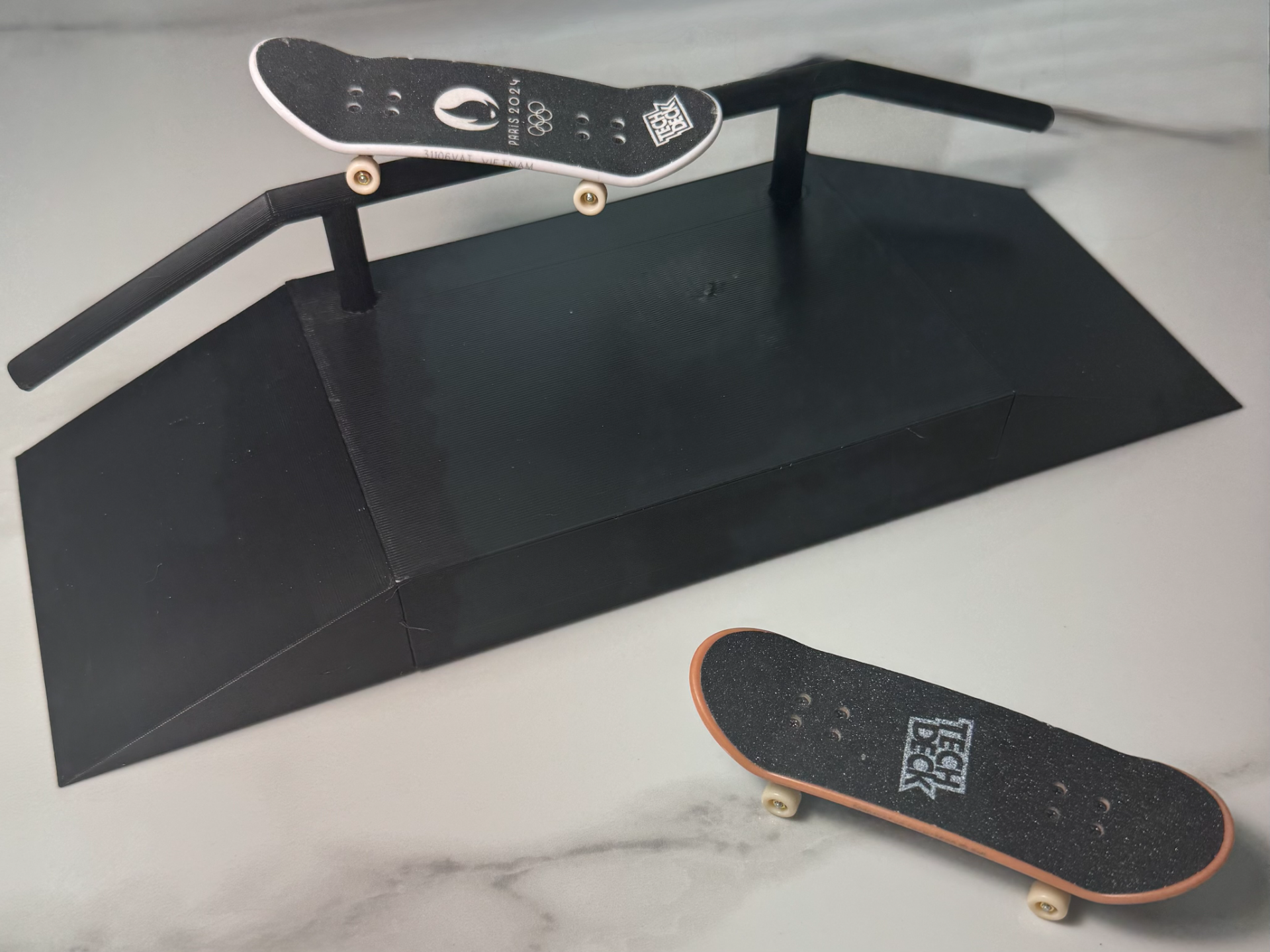 tech deck skate park 