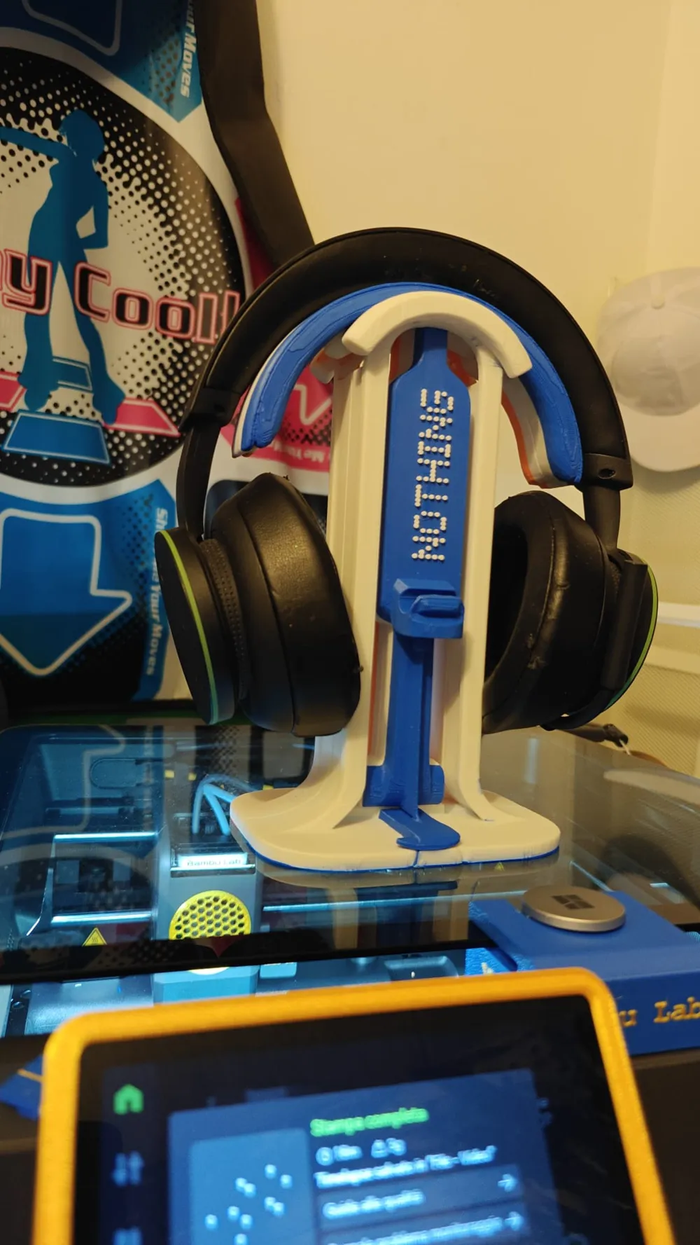 Model 490 Nothing Headphone Stand - Free 3D Print Model - MakerWorld