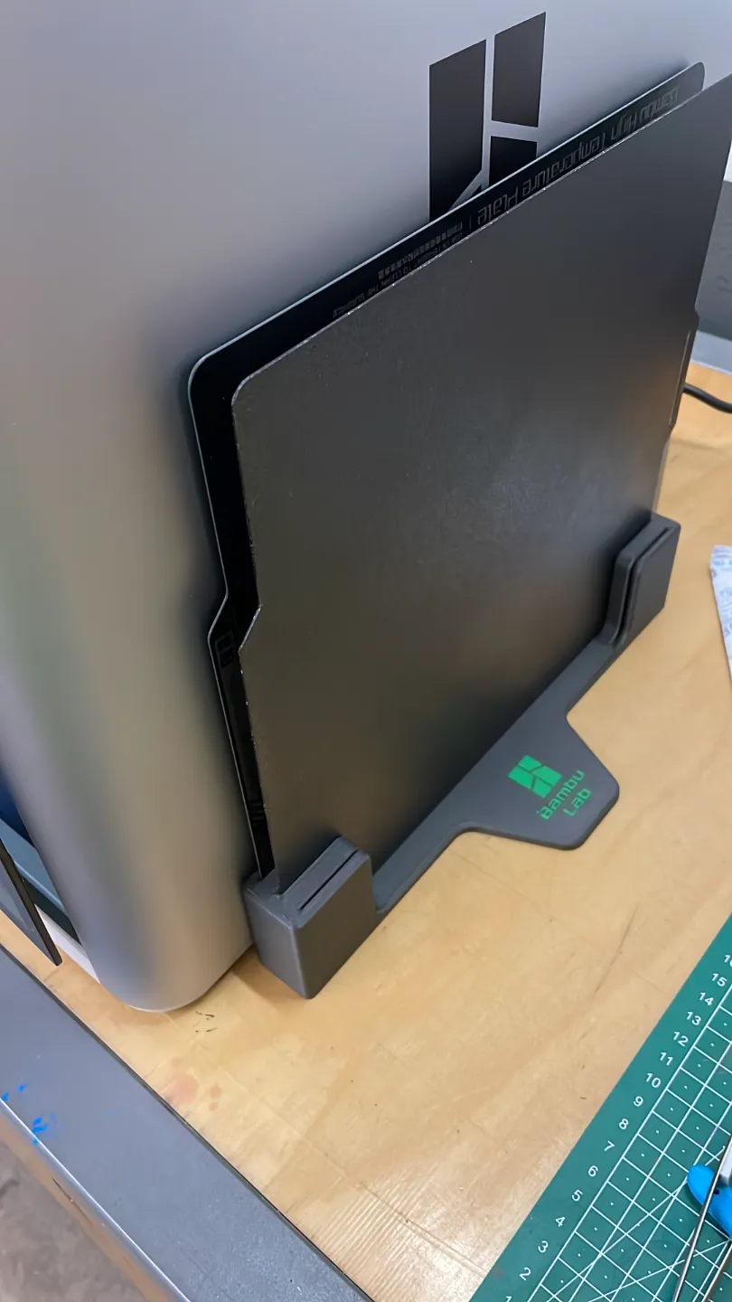 Bambu Lab Build Plate Holder view 3