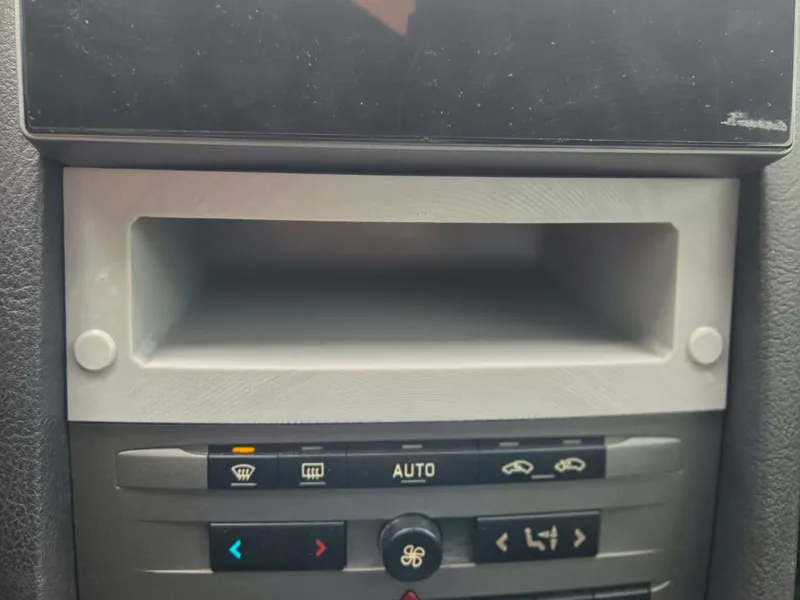 Peugeot 407 Radio Replacement Storage