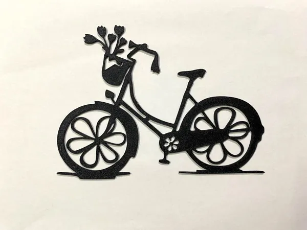 Sculpture vélo fleuri décoratif