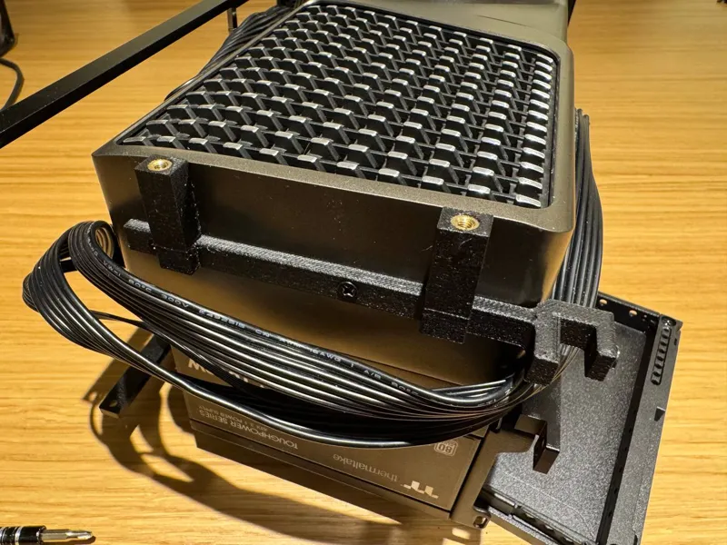 MSI Super Expert 4080 Formd t1 anti-sag bracket