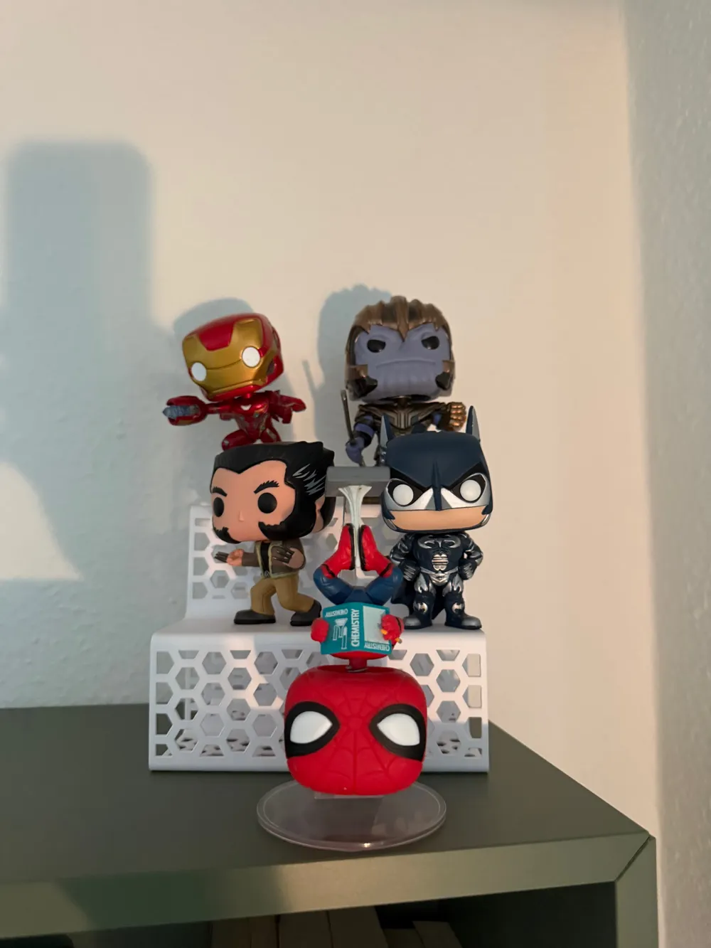 display shelf for miniature figures - Free 3D Print Model - MakerWorld