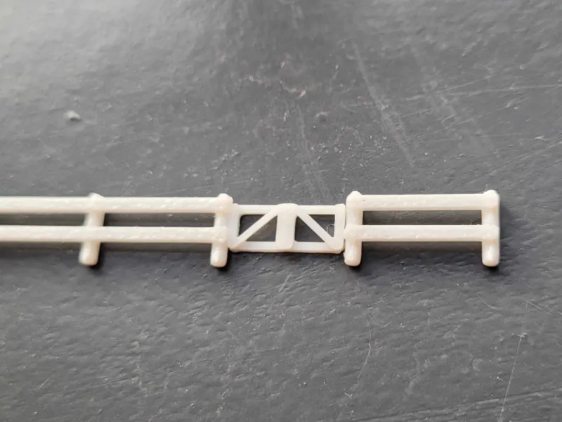 N gauge model railway Farm Fence and Gate
