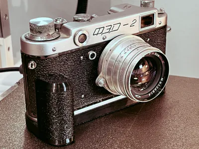 Fed-2 analogue camera L Grip holder