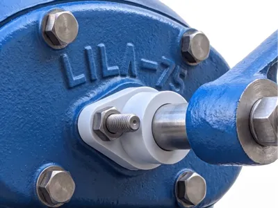 LILA 75 Hand Pump - Gland Cover Replacement
