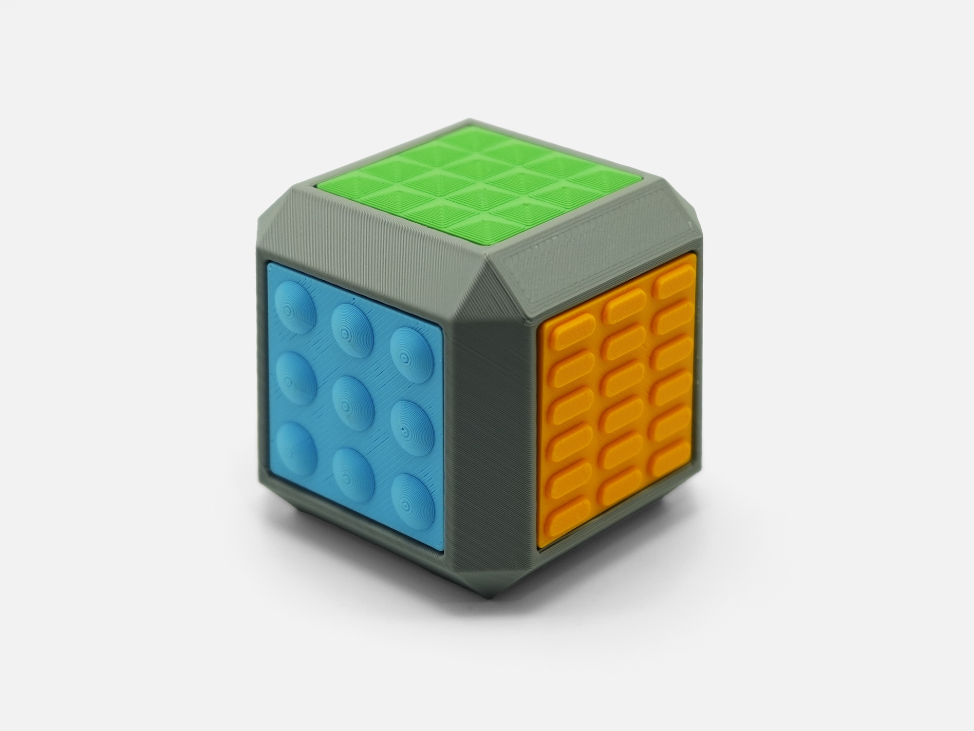 Sensory Clicker Cube (Fidget Toy) - 1