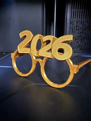 Yılbaşı Temalı Dekoratif 2026 Süslü Işıklı Gözlük Parti Aksesuarı - Koleksiyonluk Hediyelik