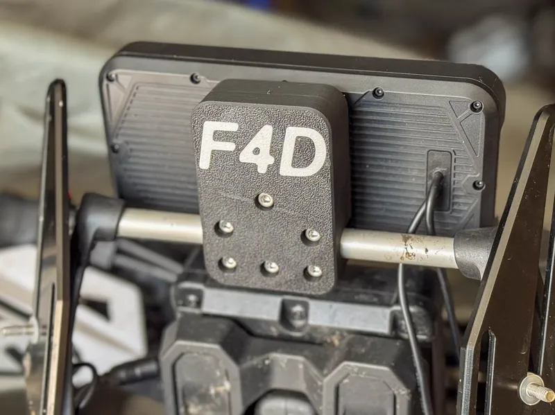 Holder for Carpuride W603 on Yamaha T7