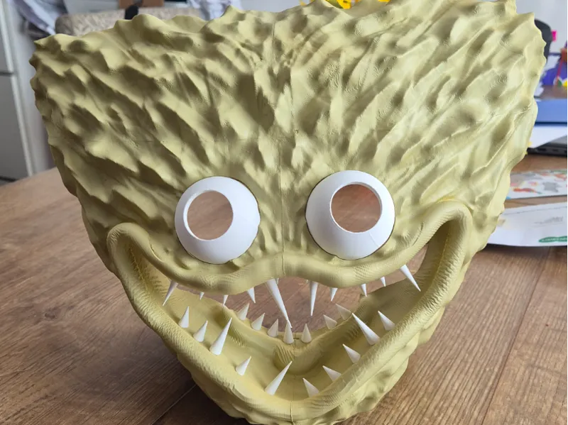 huggy wuggy mask/helmet