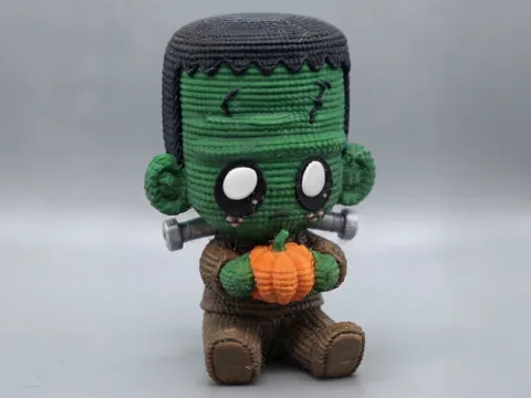 Modelo para impresión 3D: Knitted Halloween Frankenstein — referencia de MakerWorld