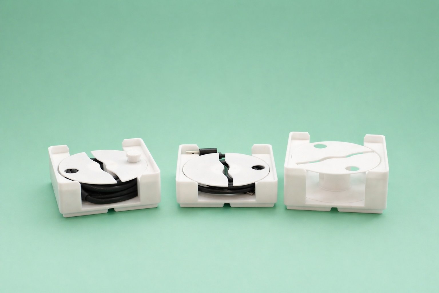 Miniatura 2 do modelo 3D Horizontal Gridfinity Cable Holder
