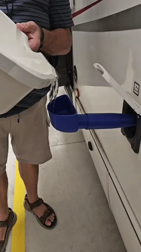 Soporte: Water Funnel for Caravan / Motorhome / Camper. Referencia del modelo original.