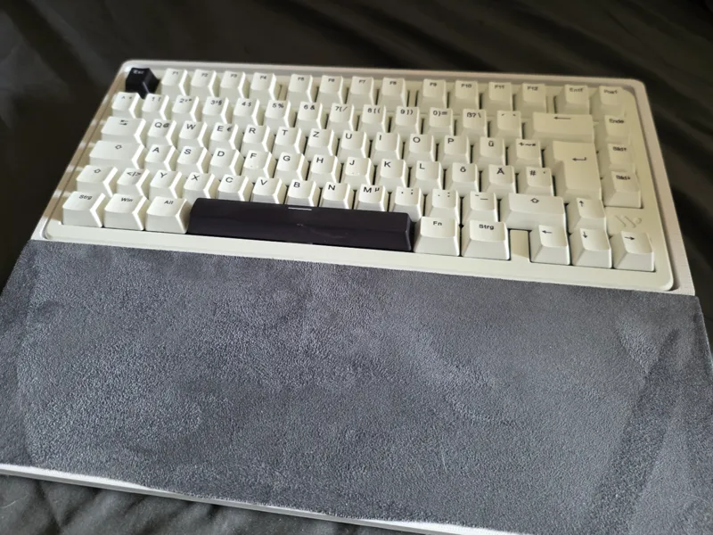 Womier SK75 Full-Enclosure Wrist Rest
