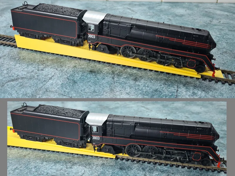 HO/OO Rerailer Ramp (model trains)