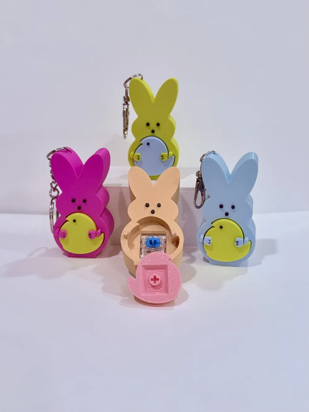 Hugging Peeps Clicker - Free 3D Print Model - MakerWorld