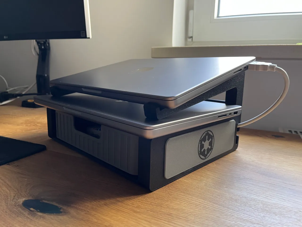 Double laptop stand with a drawer organiser view 2