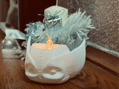 Deadpool and Wolverine tea light holder