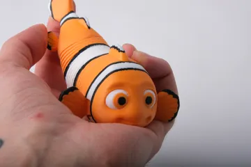 Modelo para impresión 3D: Spiral Flexi Nemo - Playful Clownfish Toy — vista de referencia 4