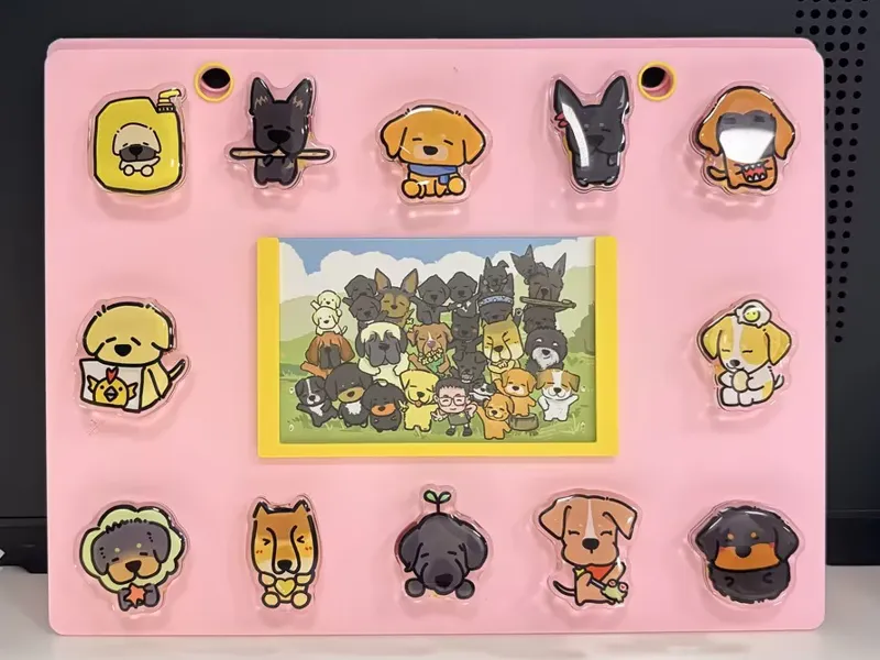 骏良和他的朋友们徽章展示板
