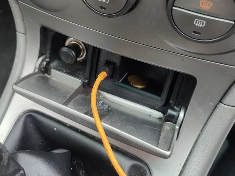 Forester SG Ashtray replacement.Coinbasket and USB