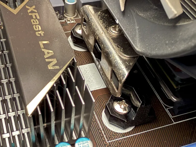 AMD AM3 CPU cooler mounting bracket