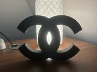 Support logo façon Chanel — photo 2