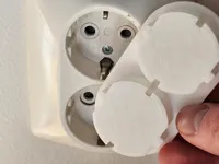 0.2mm layer, 3 walls, 7% infill