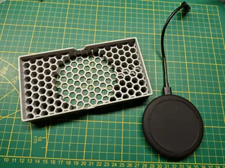 Honeycomb Ventilated Wireless Charging Stand