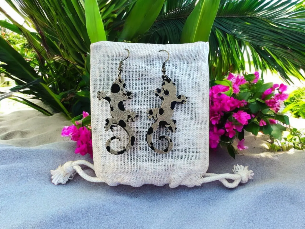 Gekko - Simple Dangle earrings view 3