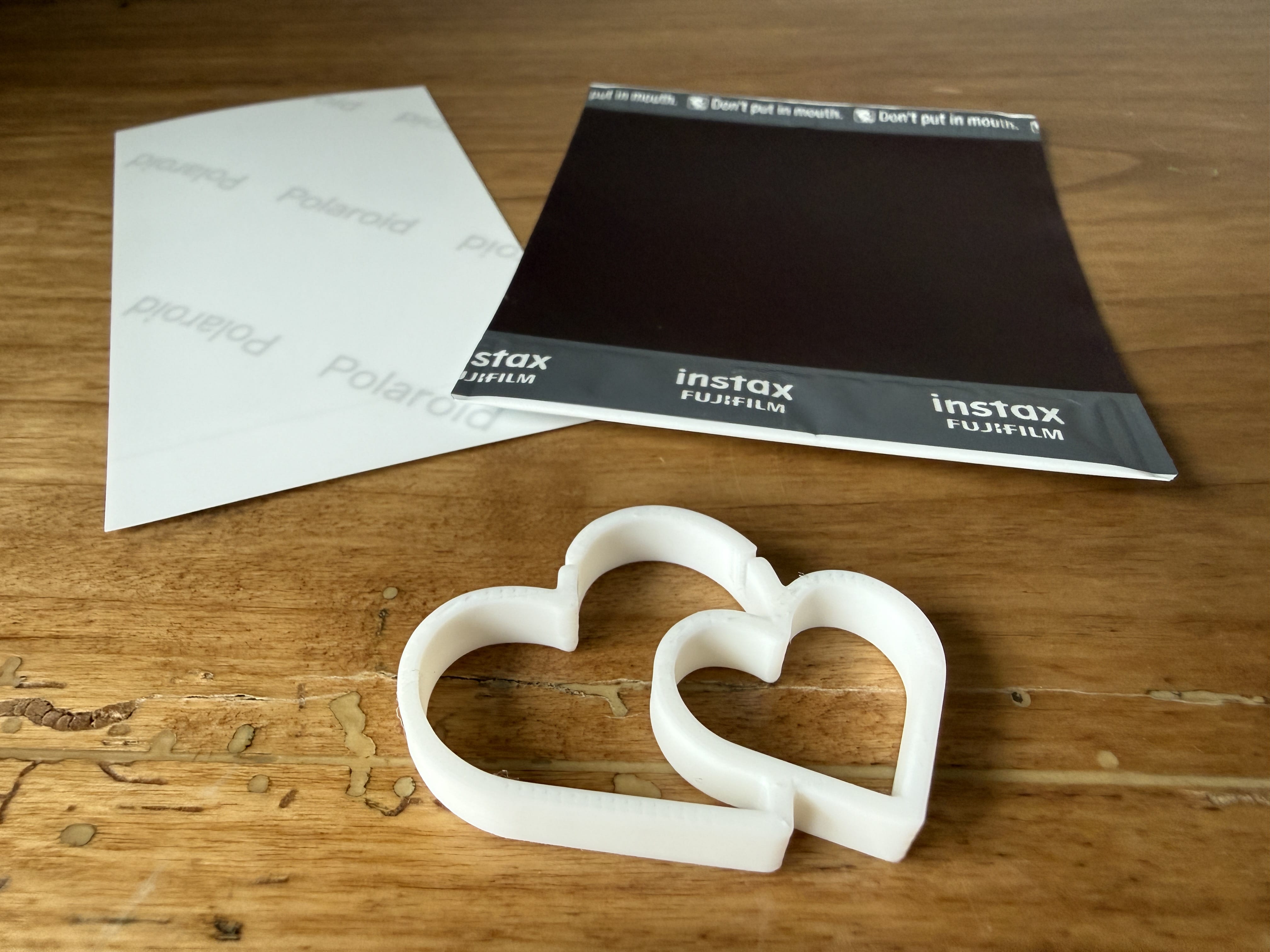 Miniatura 1 do modelo 3D Valentines Heart Picture Frame, Instax Photo Stand
