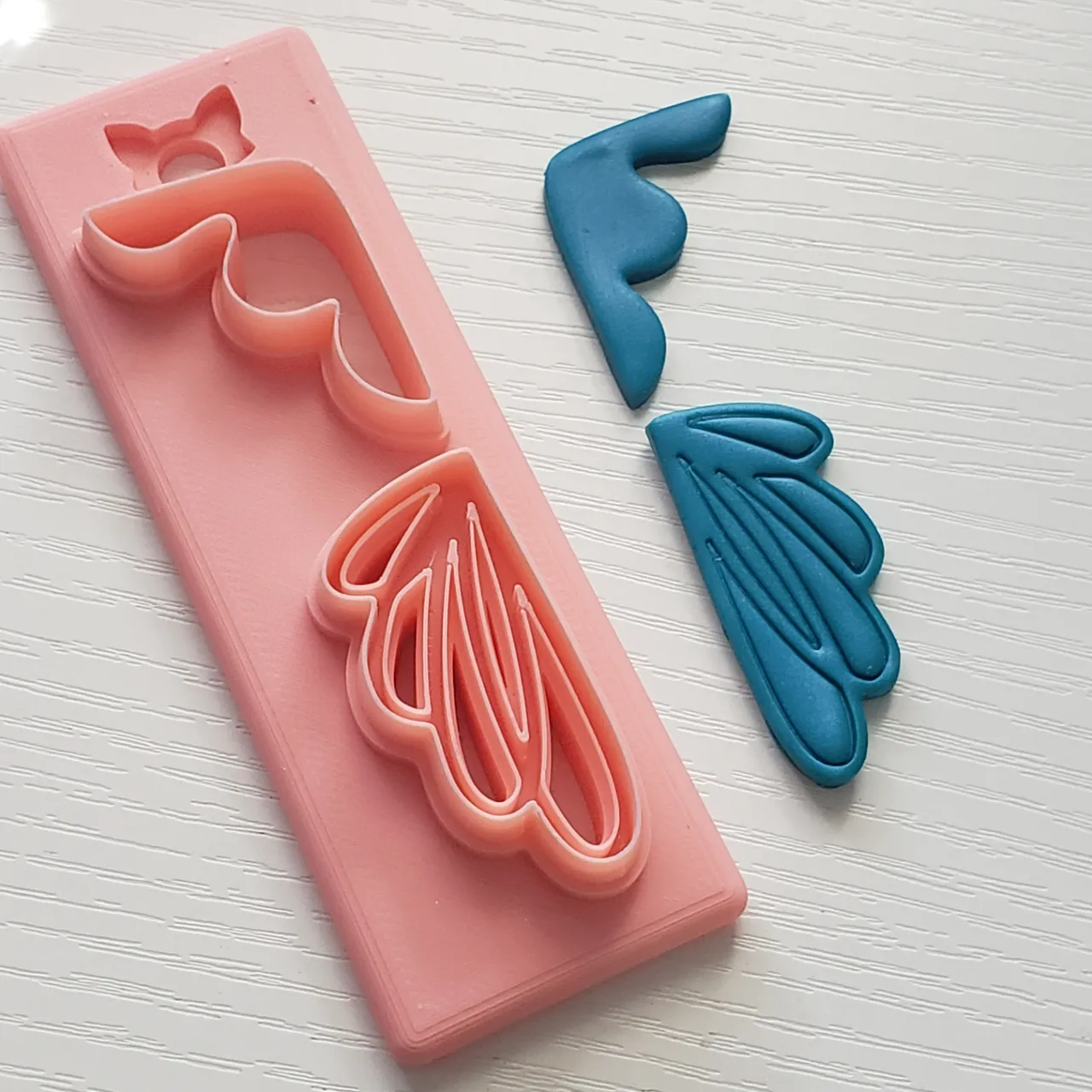 "Kyrie" Abstract Polymer Clay Earring Cutter view 3