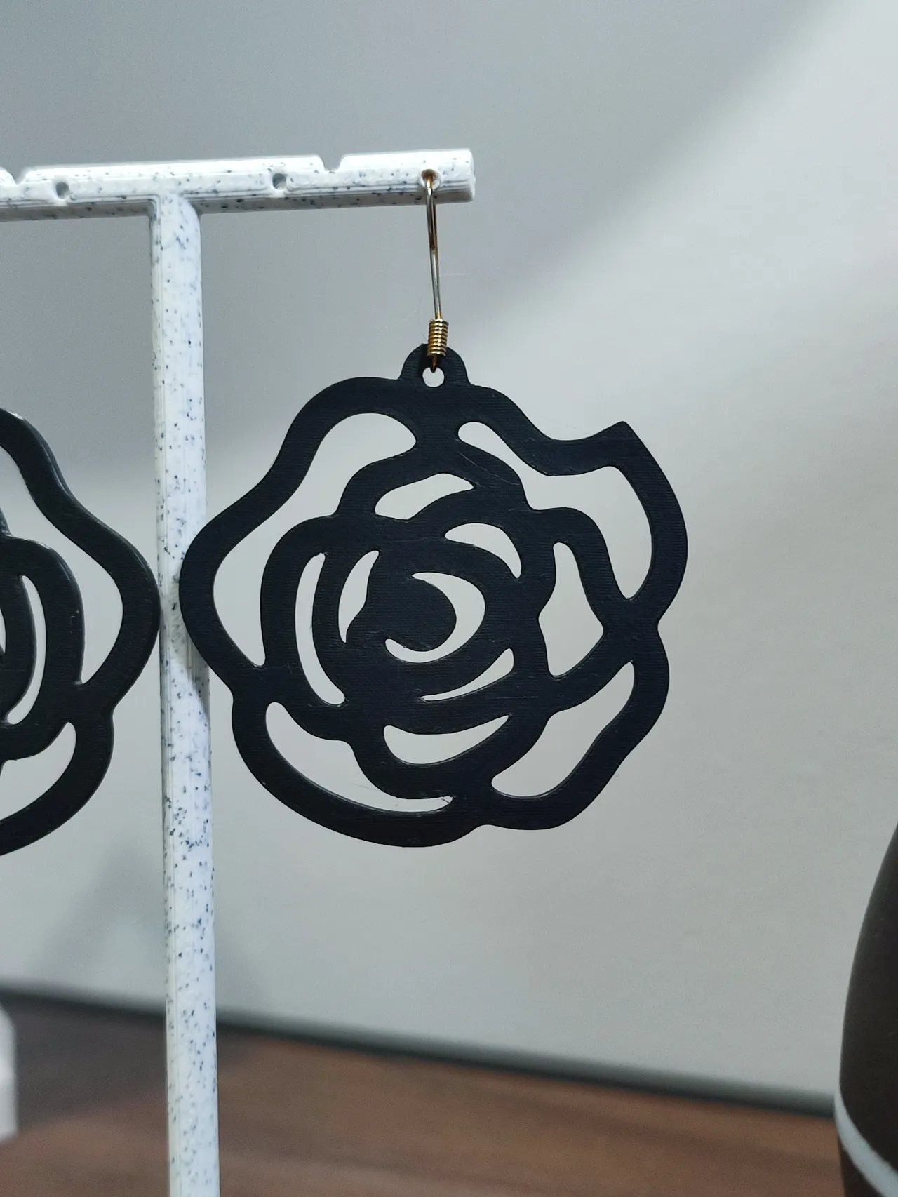 Aretes Rosa de Medianoche view 4