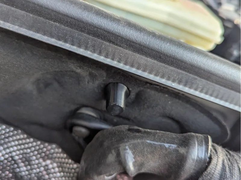 VW/Audi Firewall Stud Covers (171 035 343)