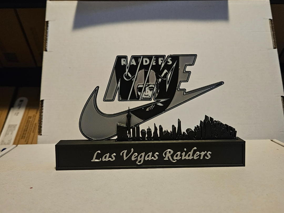 NFL - Nike x Raiders display