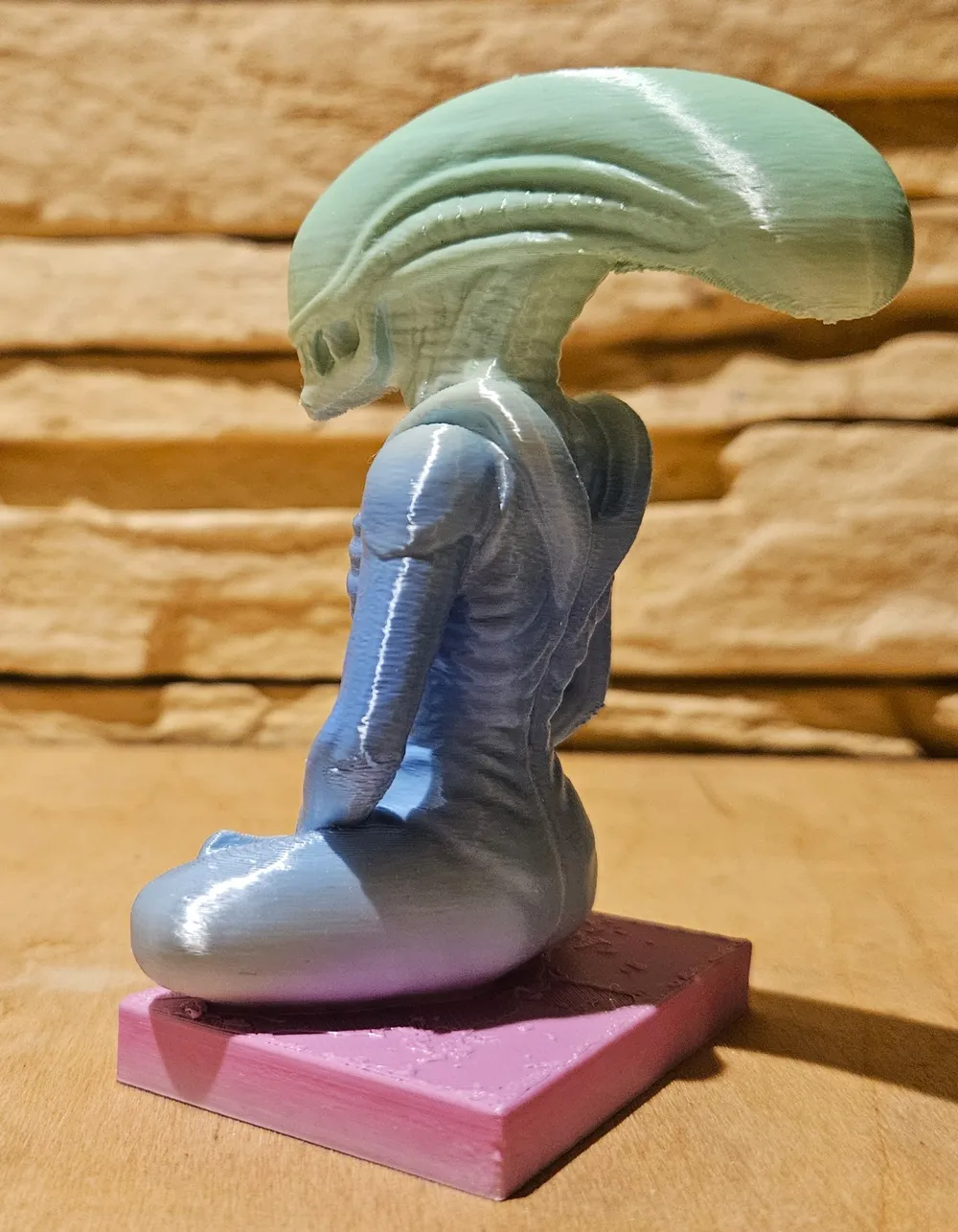 Alien Xenomorph Doing Yoga - Free 3D Print Model - MakerWorld