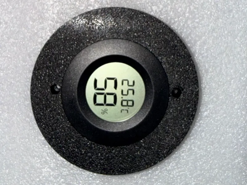 Dry/Filament Box 4L – Larger Hygrometer Hole Fix