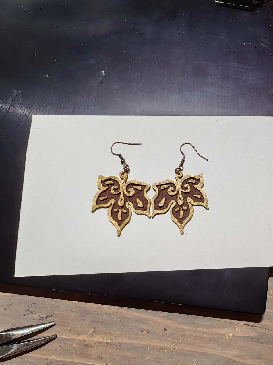 Earrings - Leaf view 4