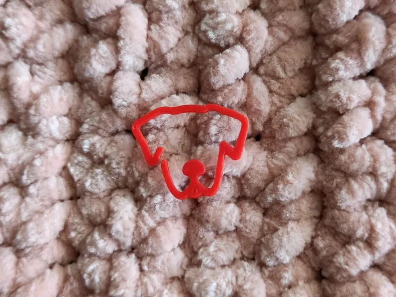 Dog stitch marker