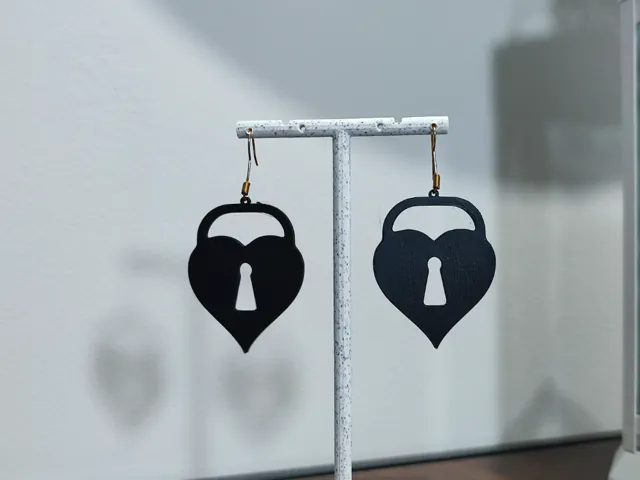 Aretes Keyhole Noir