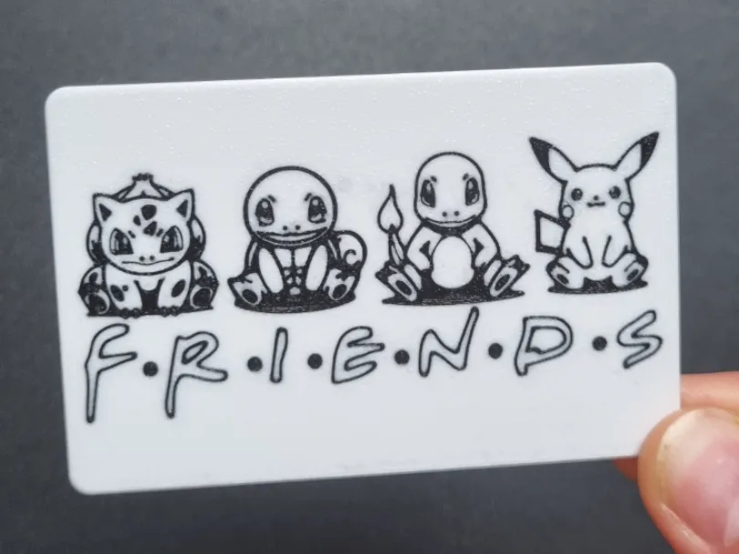 Soporte: Pokémon Friends Credit Card Holder – Tap to Pay. Referencia del modelo original.