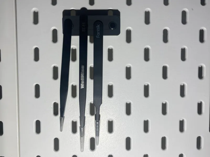 Skadis Pegboard Magnet Pinzette Halterung