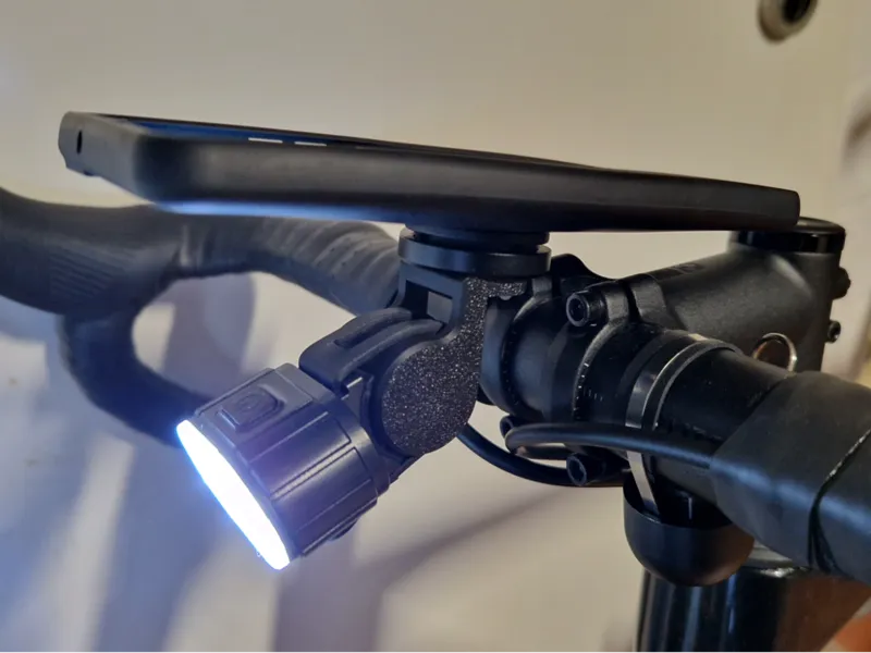 Universal Fahrrad Lampen Halter unter SP Connect