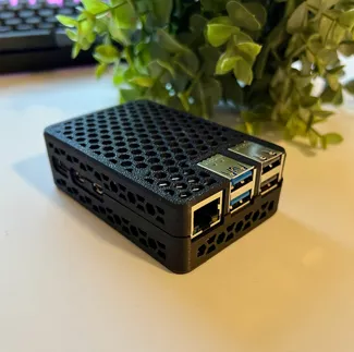 Raspberry Pi 5 Pimoroni Nvme Case v1