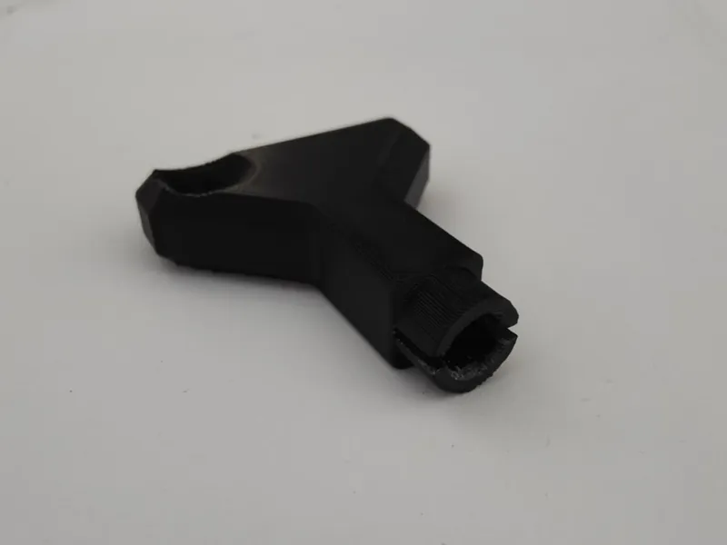 Daimler key for cabinet