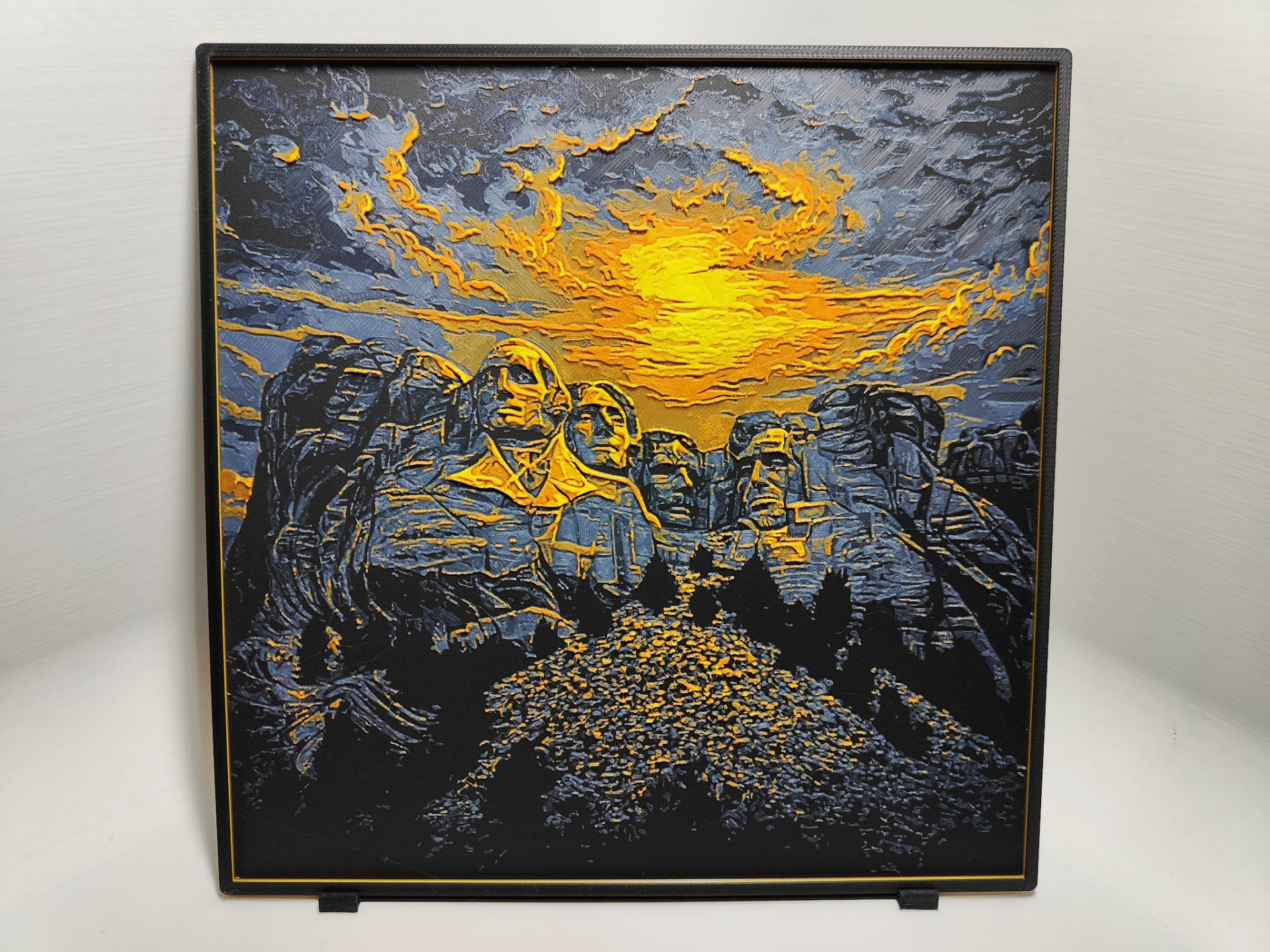 Miniatura 1 do modelo 3D Mount Rushmore Sunset - Hueforge