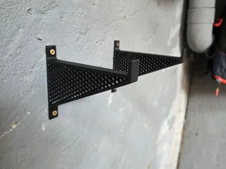 Sturdy and strong hanger / hook