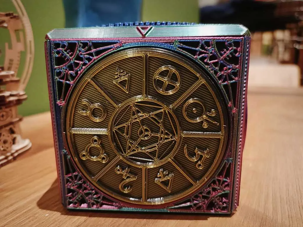 Alchemist's Cube - Puzzle Combination Box view 2